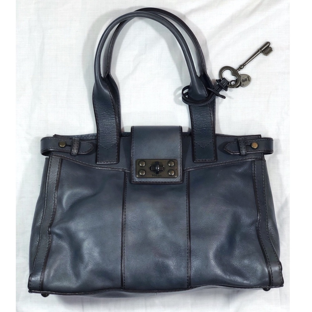 Authentic Vintage Style Fossil Purse